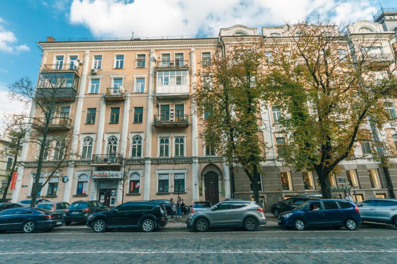 Отличная Квартира Рядом Золотыми Воротами เคียฟ ภายนอก รูปภาพ